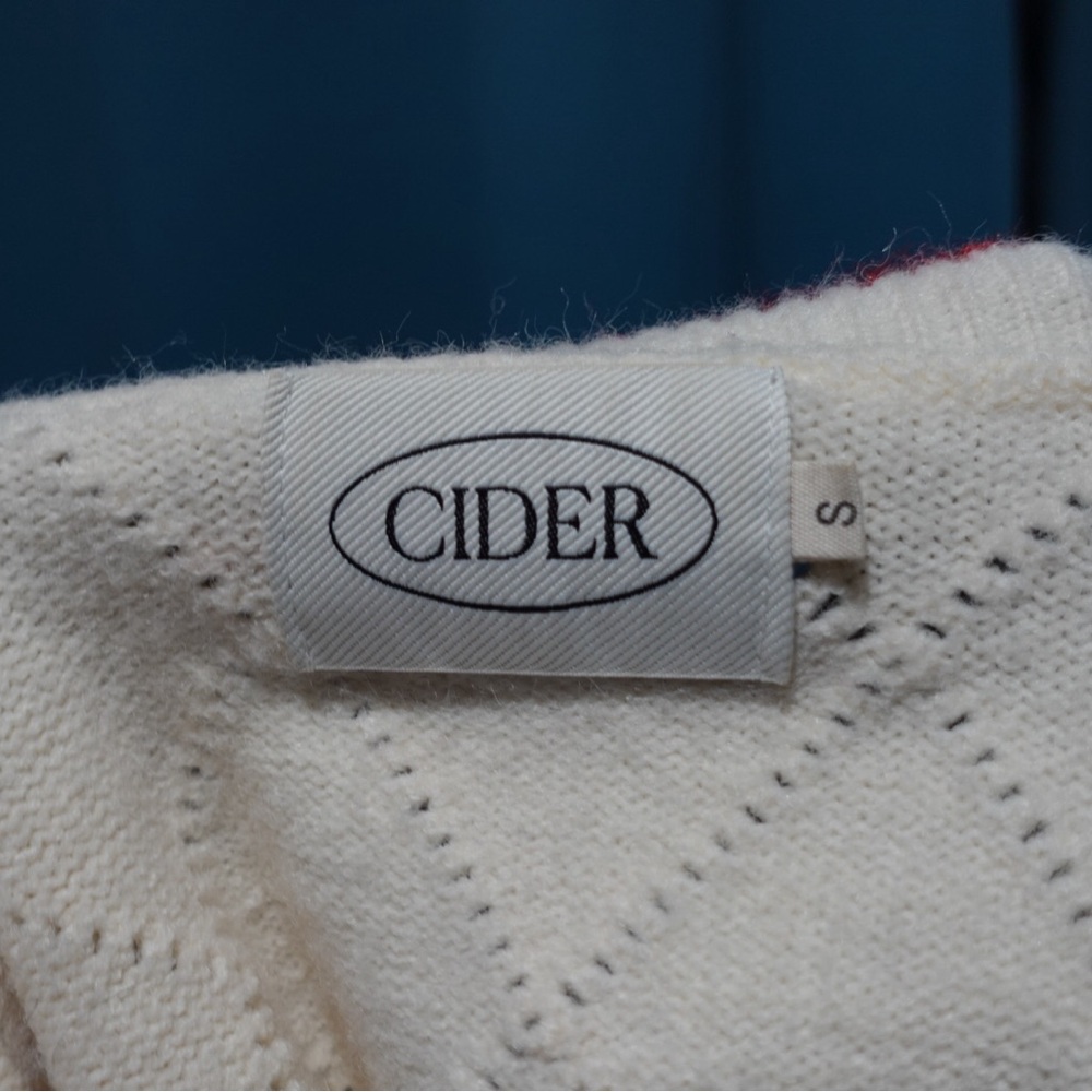 Cider cherry cadigan - Picture 6 of 6